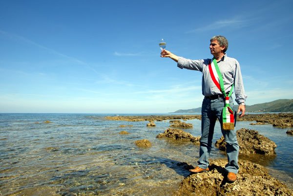 il sindaco pescatore